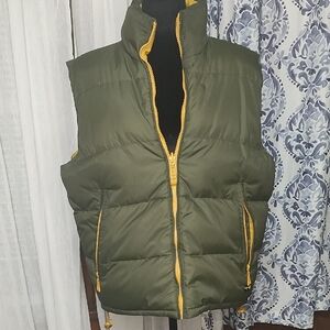 Men's Olive Green Puffer/Yellow Reversible Vest- Like New